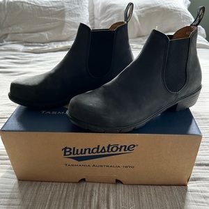 Blundstone 1971 ladies Chelsea boot
